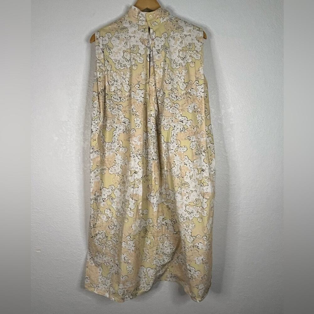 COS sleeveless smocked abstract digital print in yellow/white midi dress Office - Picture 4 of 10